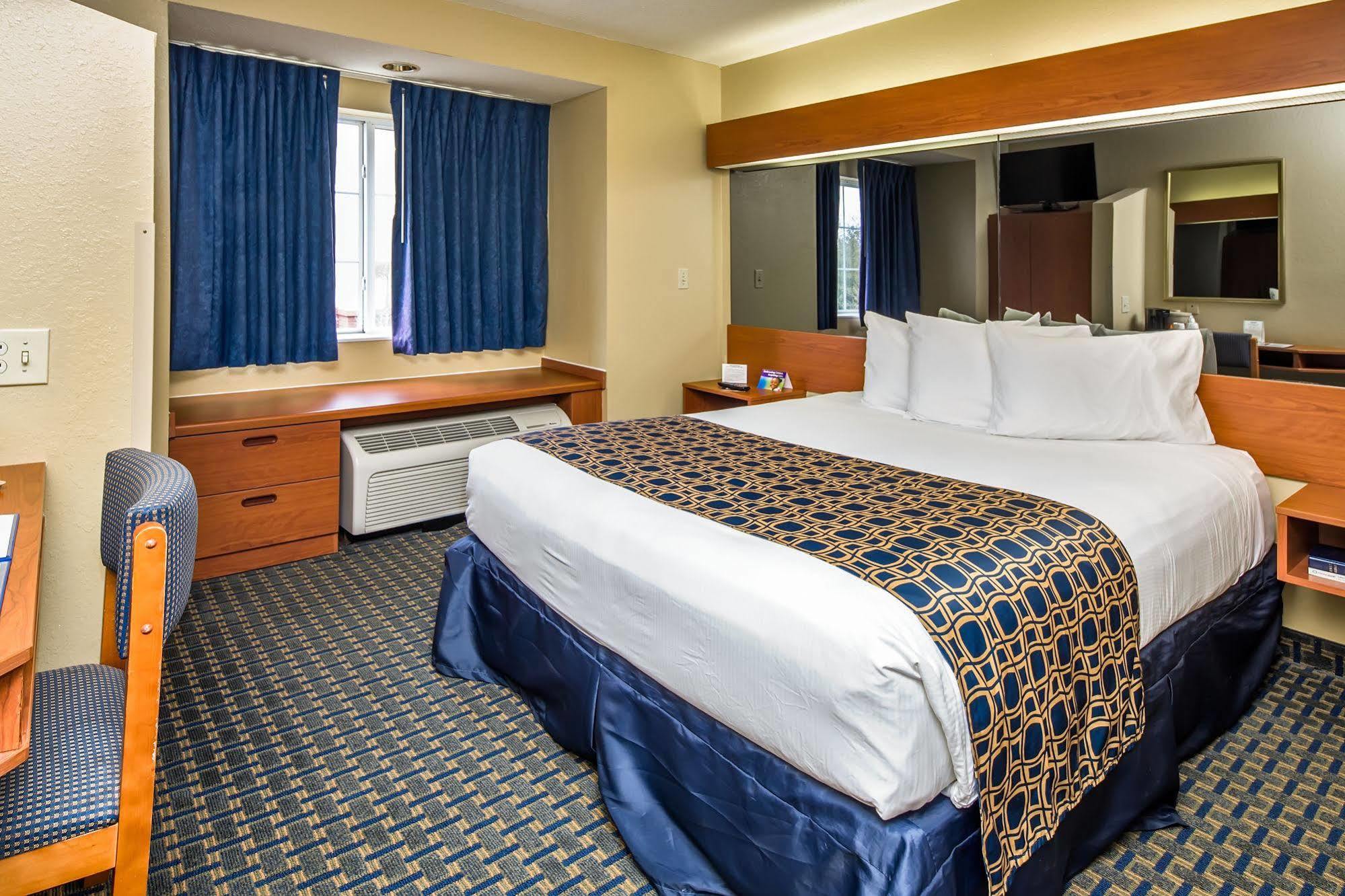 Microtel Inn & Suites Leesburg Exterior foto